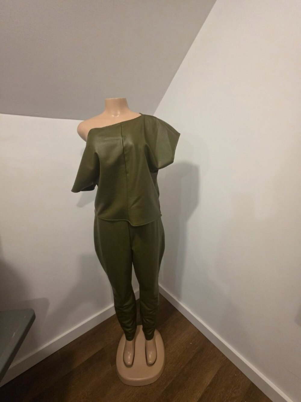 NWT Bold Elements Olive Faux Leather 2 Piece Set Size L Asymmetrical Top Pants
